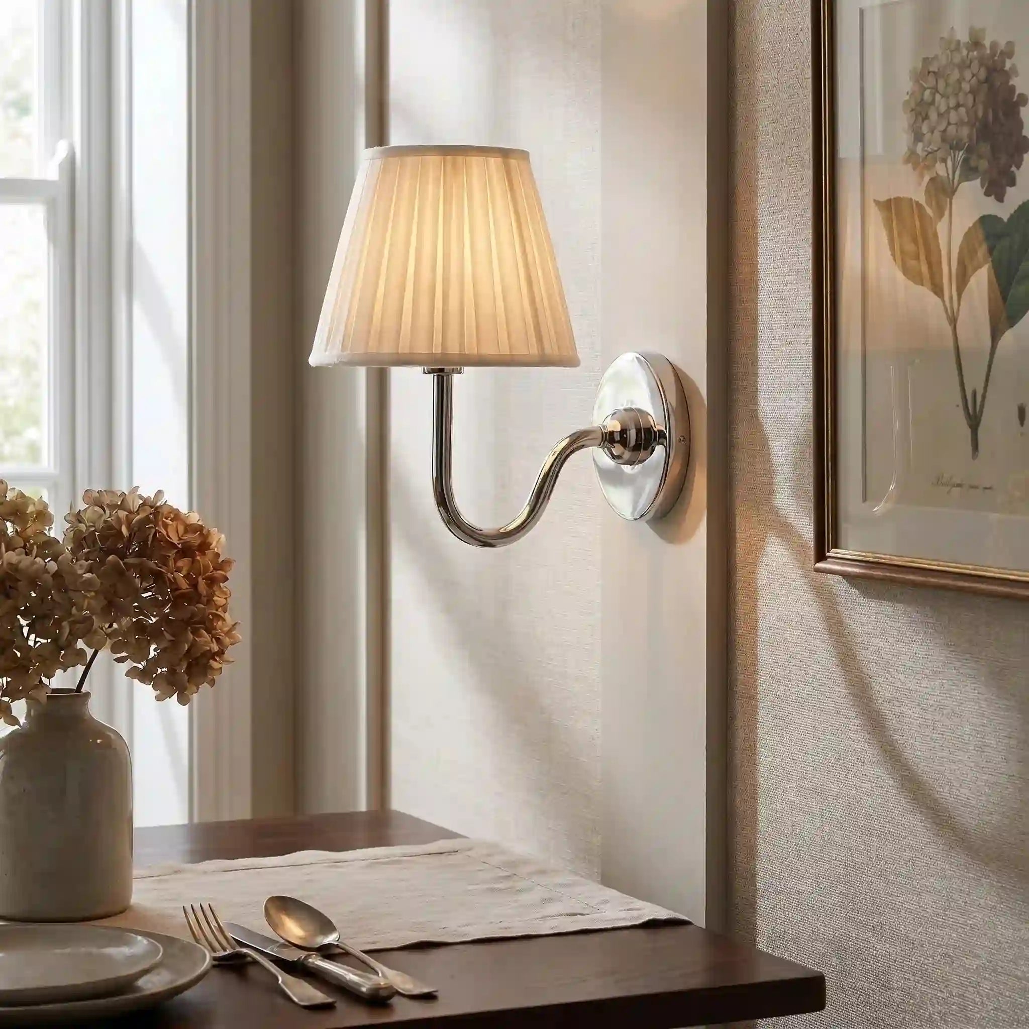 Traditional wall light for living room