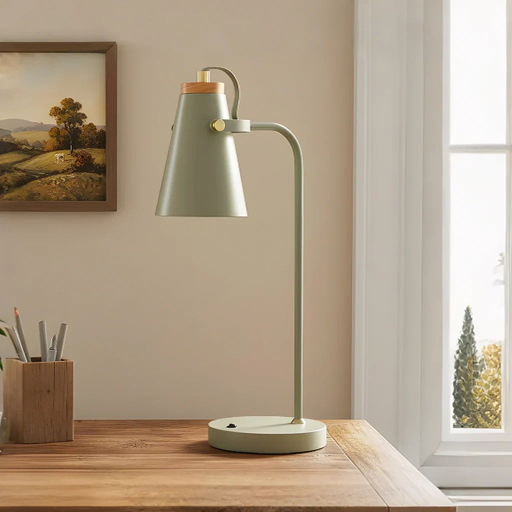 Adjustable metal desk lamp for office