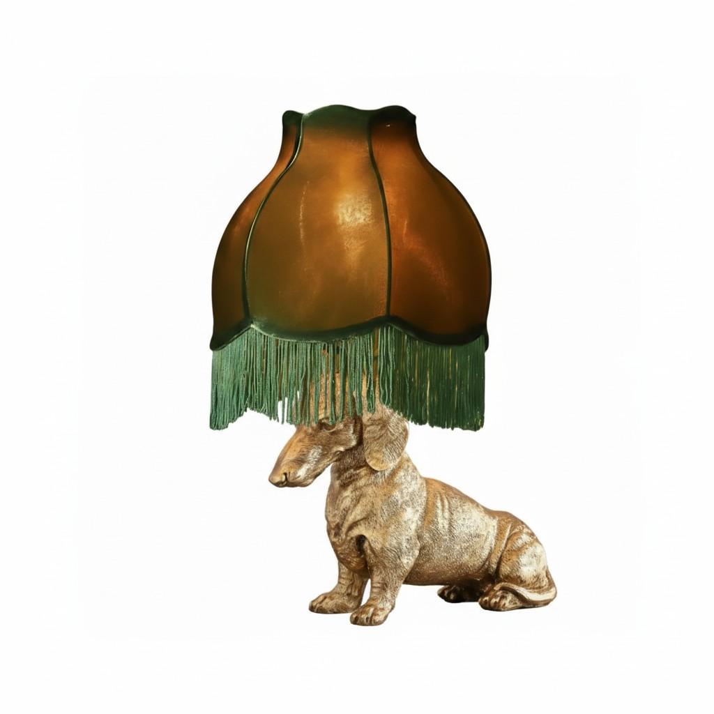 Animal table lamp for bookshelf