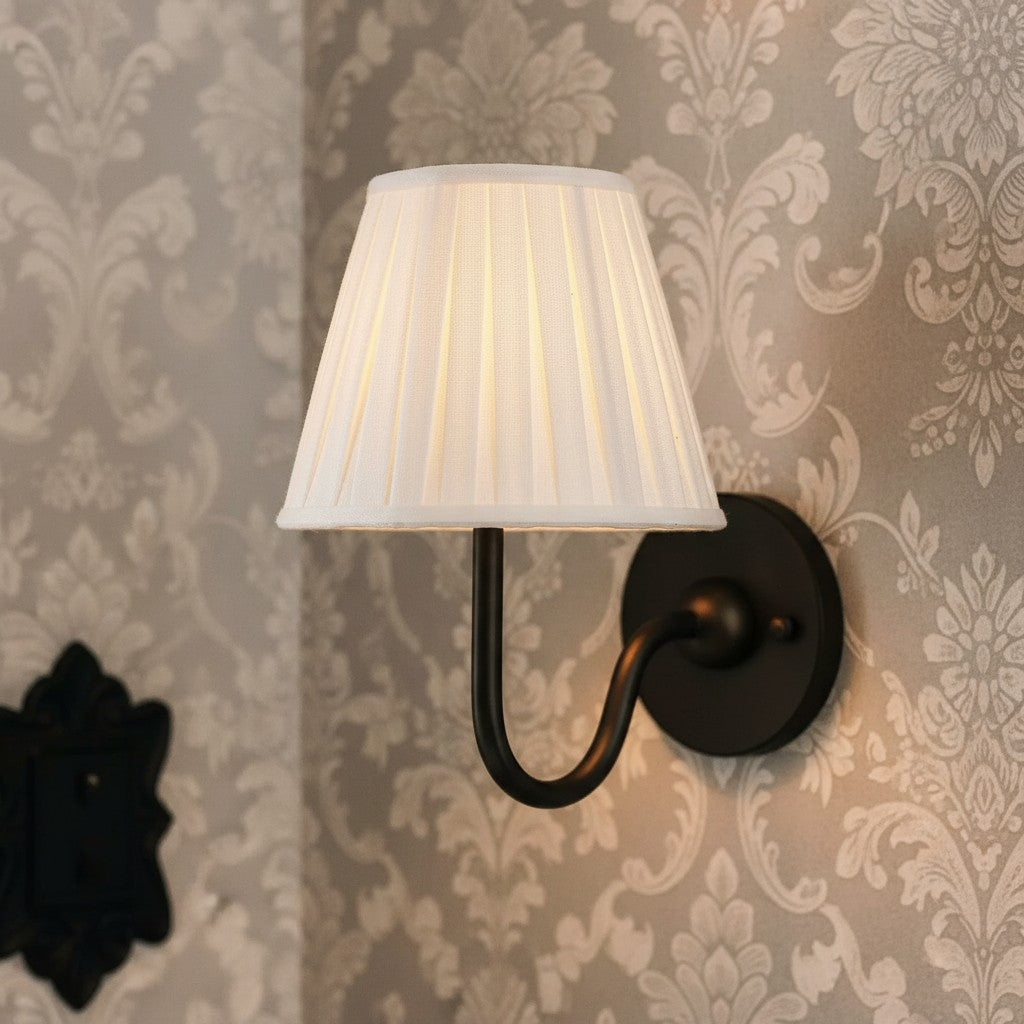 Traditional wall sconce for living room