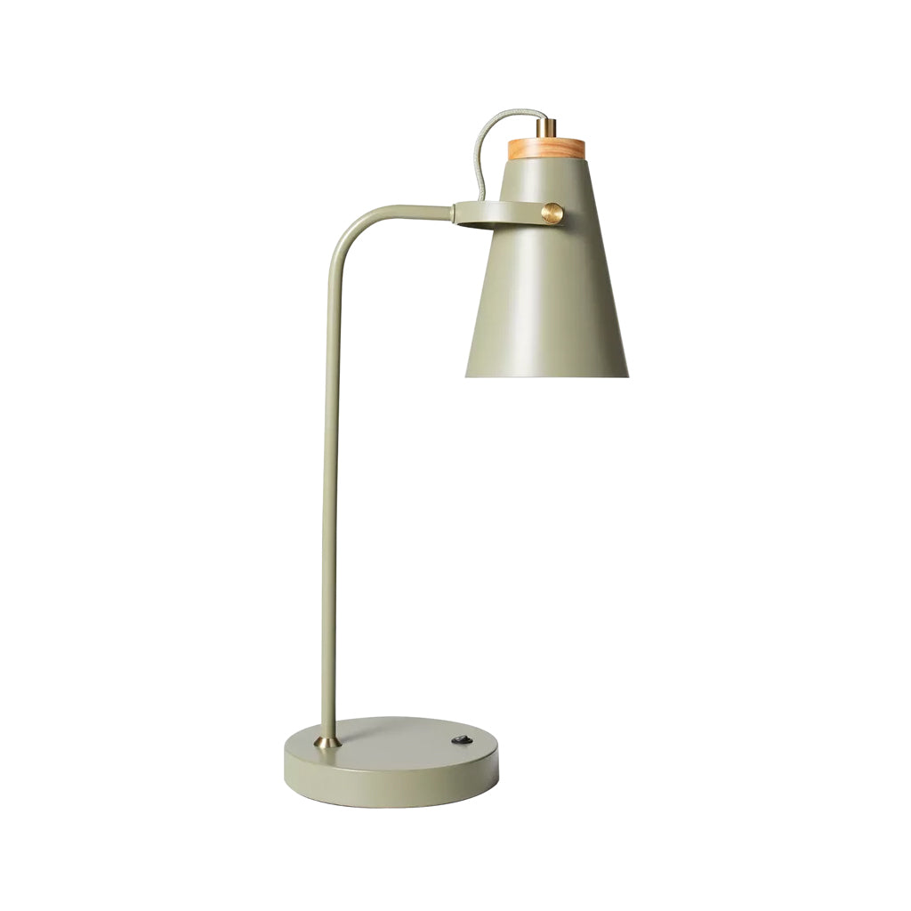 Metal table lamp with stable base